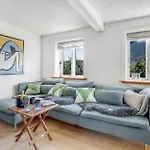 2 Bedroom Cozy In בית נופש רונה