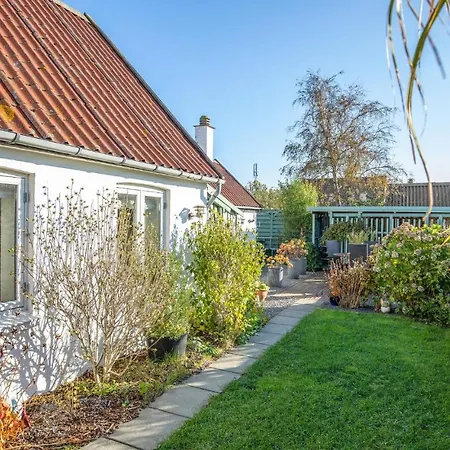 2 Bedroom Awesome In Ronne