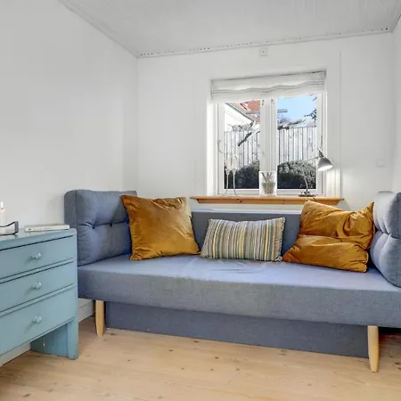 2 Bedroom Cozy In *