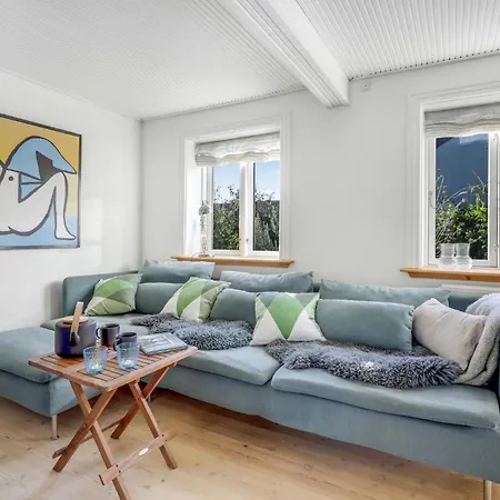 2 Bedroom Cozy In בית נופש רונה